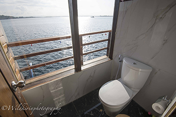 Bathroom - Middle Deck