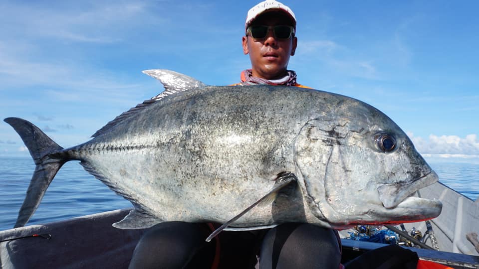 Neomi Fishing Cruise
