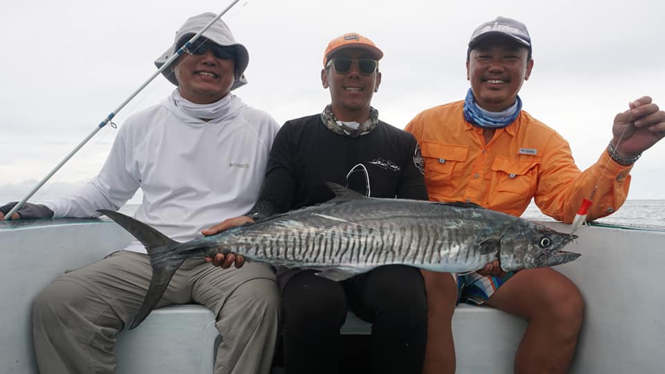 Neomi Fishing Cruise
